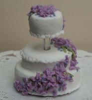 violetforgetwedding_cake.jpg